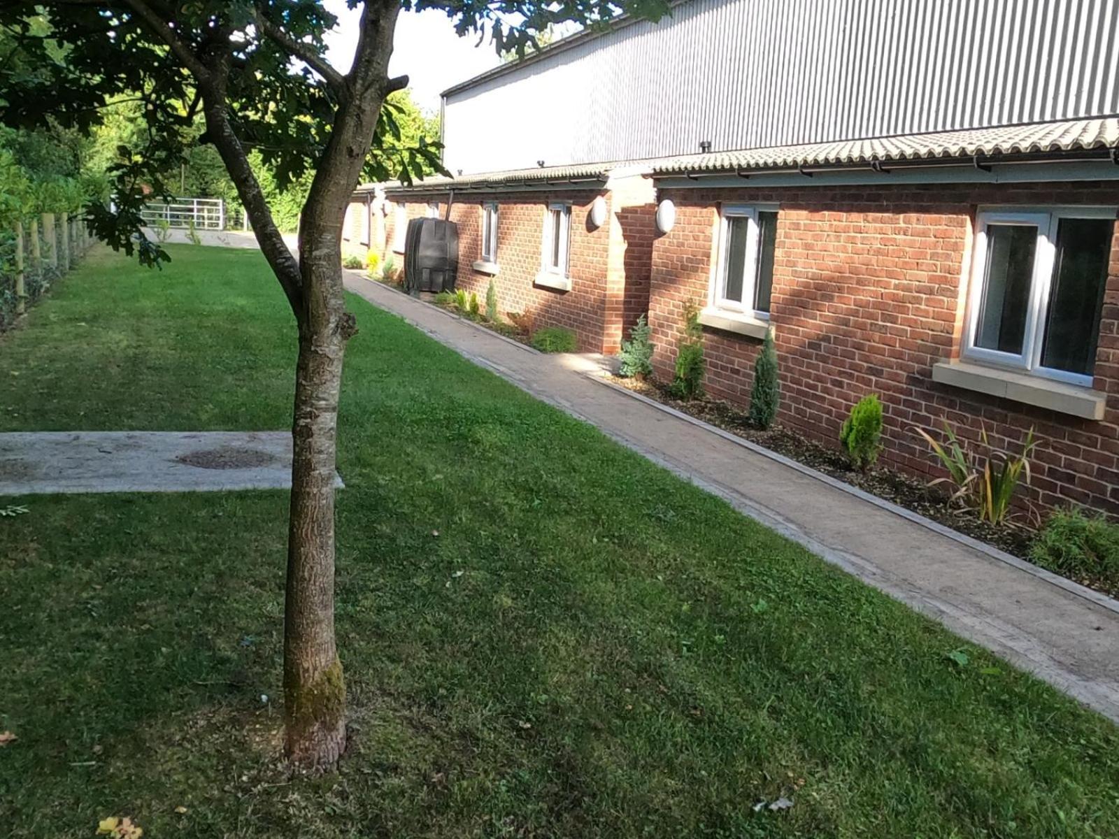 Two Birds Weekly Stay Malmesbury Eksteriør bilde